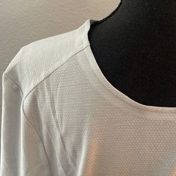 Lululemon Conflux Short Sleeve - Picture 3 of 8